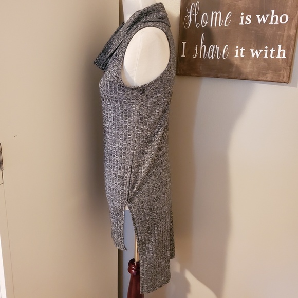 Dolce Bianca Ribbed High-Low Tunic - Picture 3 of 8